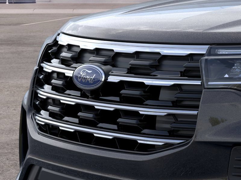Used 2026 Ford Explorer Active AWD/4WD image 17