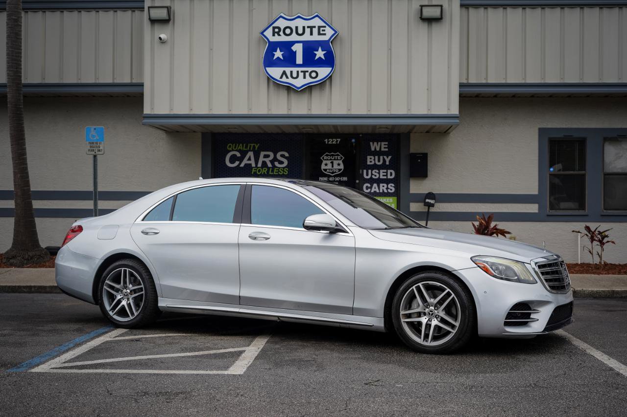 Used 2018 Mercedes-Benz S 560 Sedan image 3
