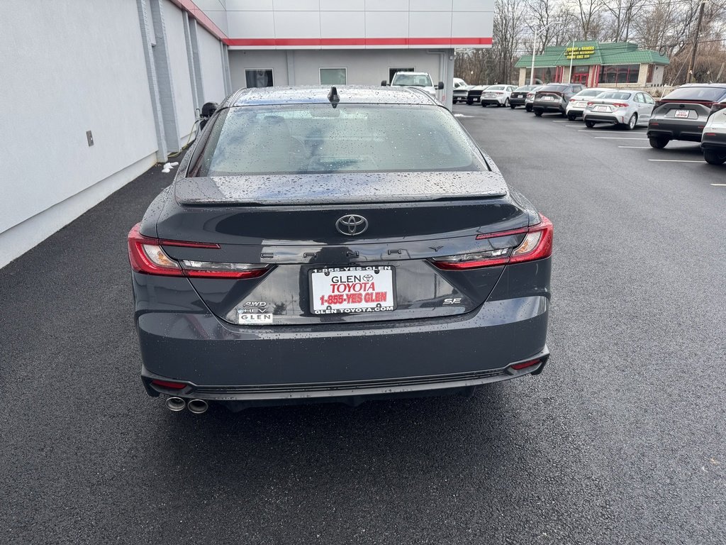 Used 2025 Toyota Camry SE w/ Convenience Package image 6