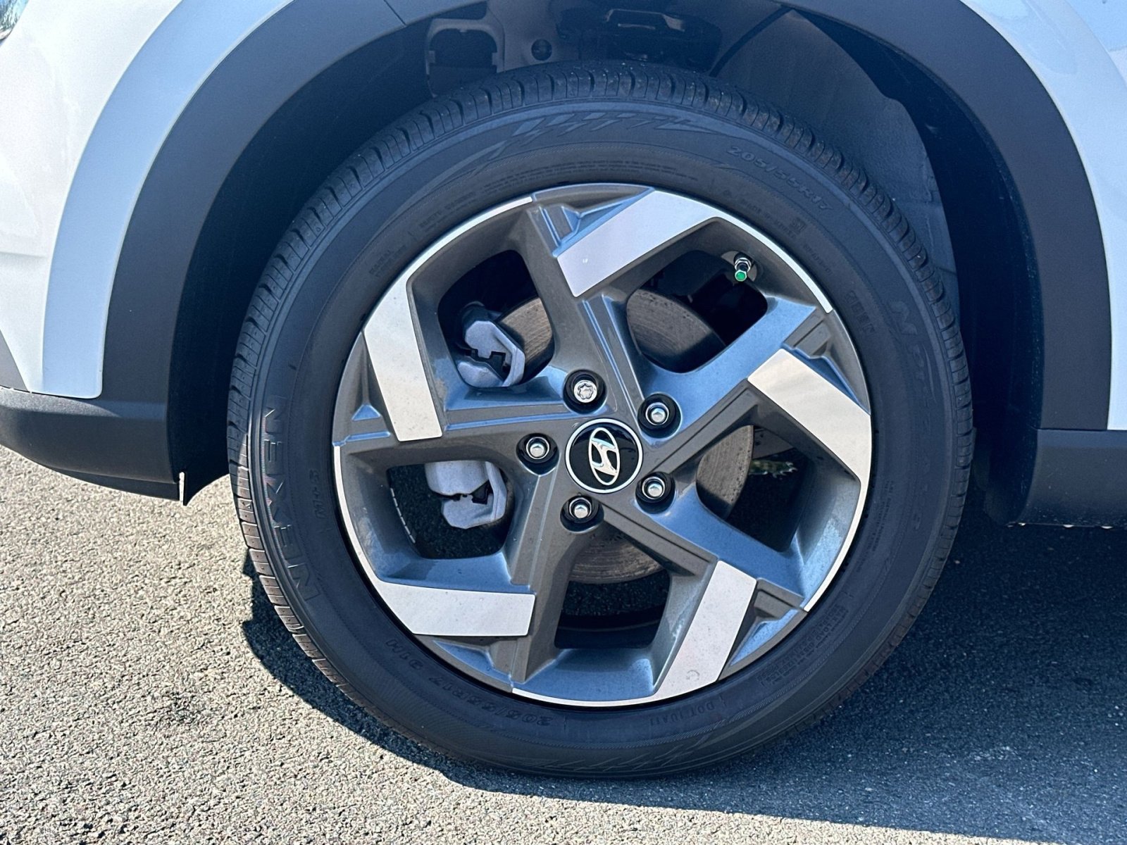 New 2025 Hyundai Venue SEL image 12