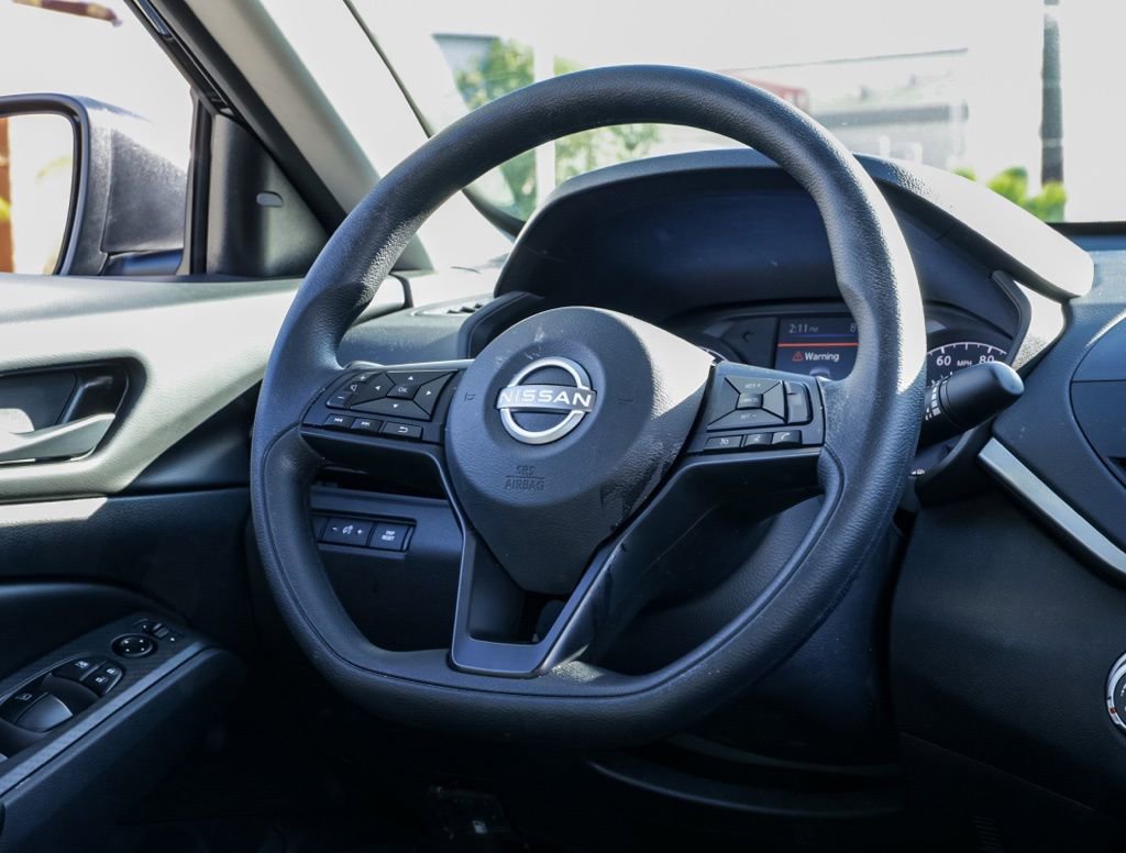 Used 2025 Nissan Altima 2.5 S image 23