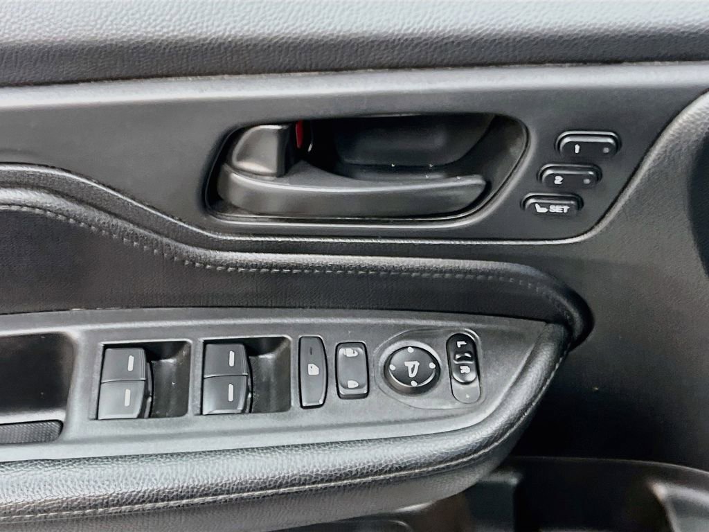 Used 2023 Honda Odyssey Sport image 17