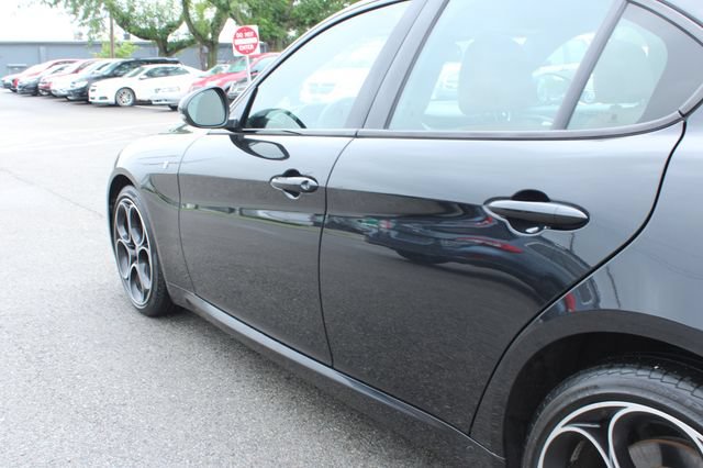 Used 2024 Alfa Romeo Giulia Ti AWD/4WD image 45