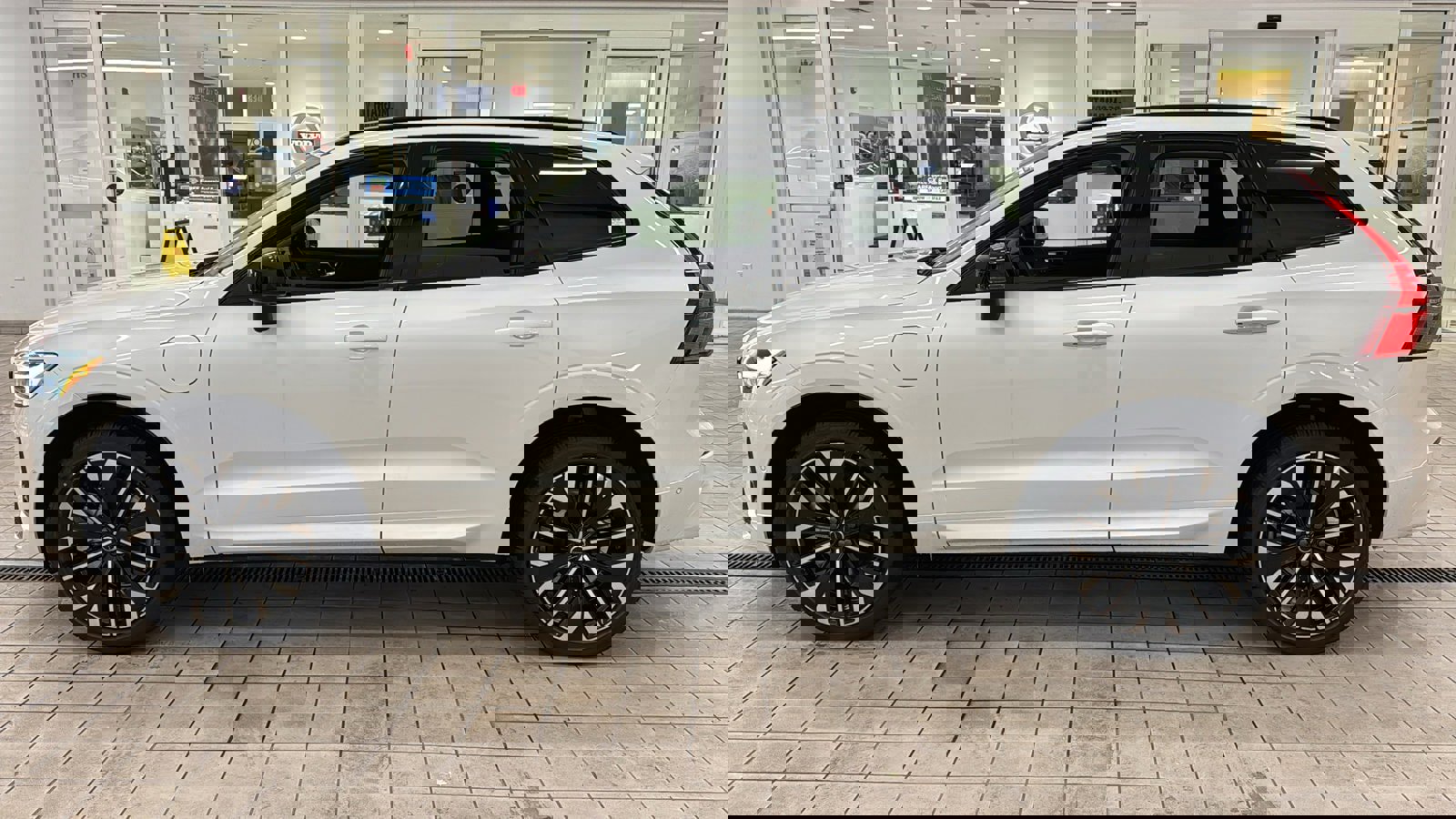 New 2026 Volvo XC60 T8 Ultra w/ Protection Package Premier image 8