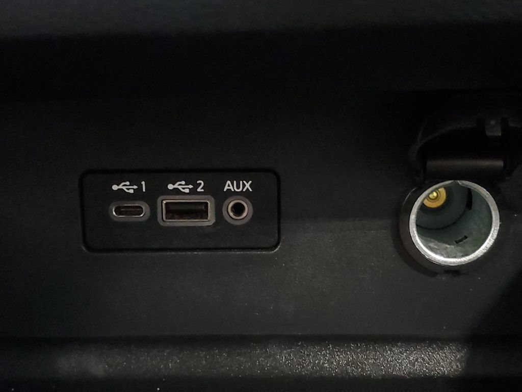 Used 2025 Nissan Altima 2.5 SV FWD image 22