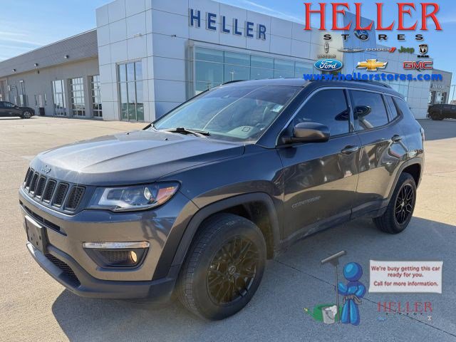 Used 2018 Jeep Compass Latitude w/ Popular Equipment Group image 1