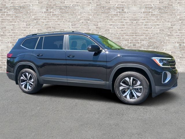 Used 2026 Volkswagen Atlas SE