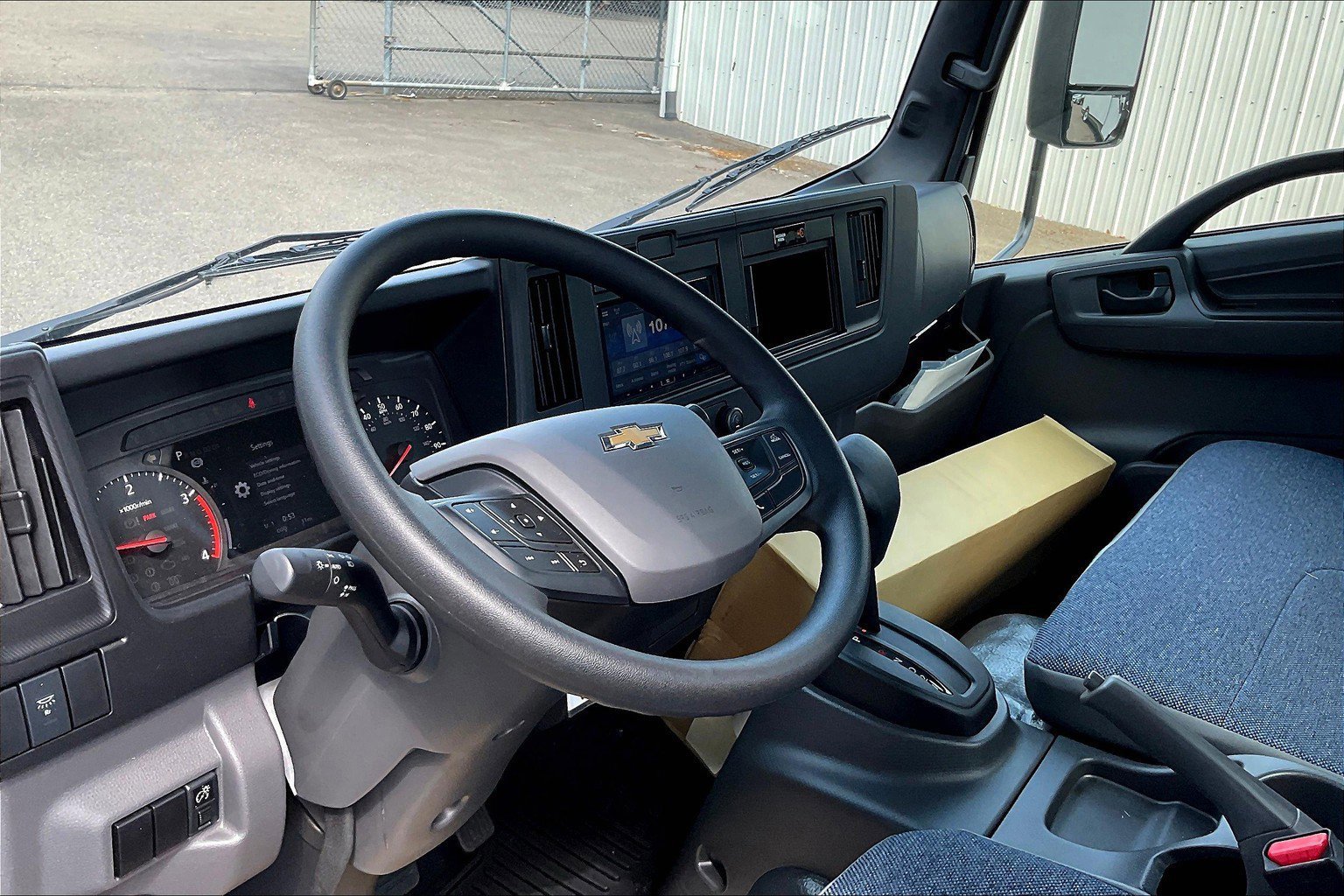 New 2025 Chevrolet Low Cab Forward 4500 XD image 5