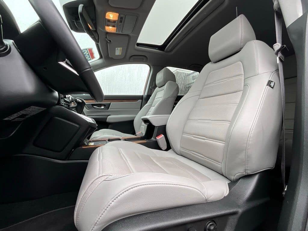 Used 2022 Honda CR-V Touring image 11