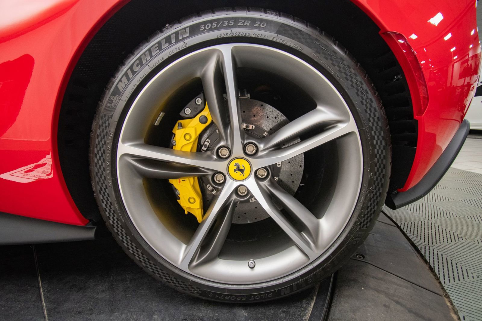 Used 2025 Ferrari 296 GTS RWD image 54