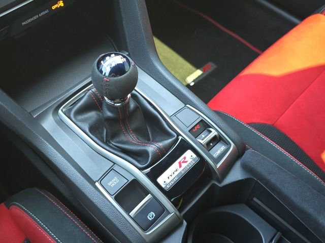 Used 2018 Honda Civic Type R image 22