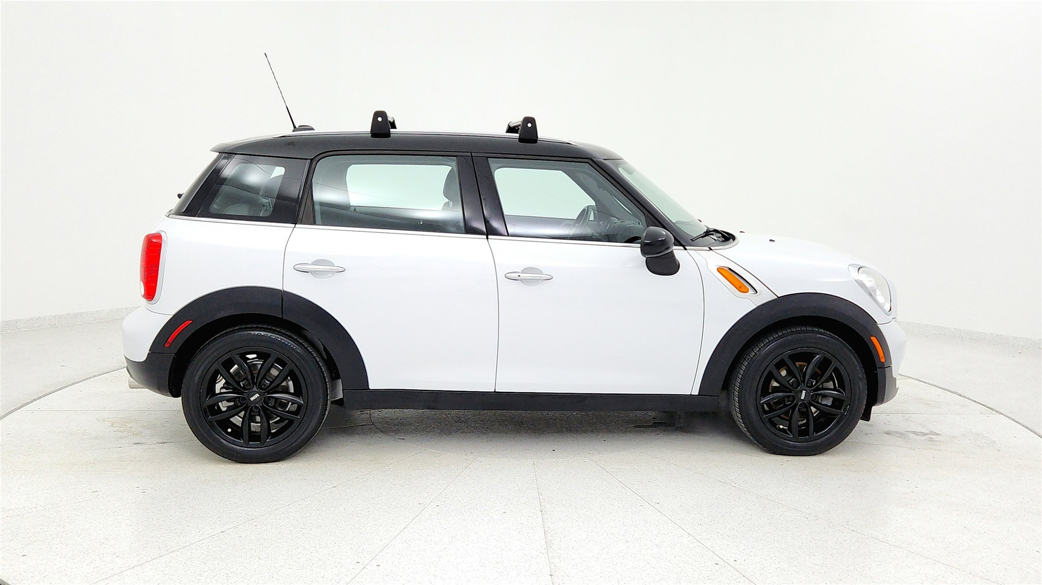Used 2015 MINI Cooper Countryman image 5