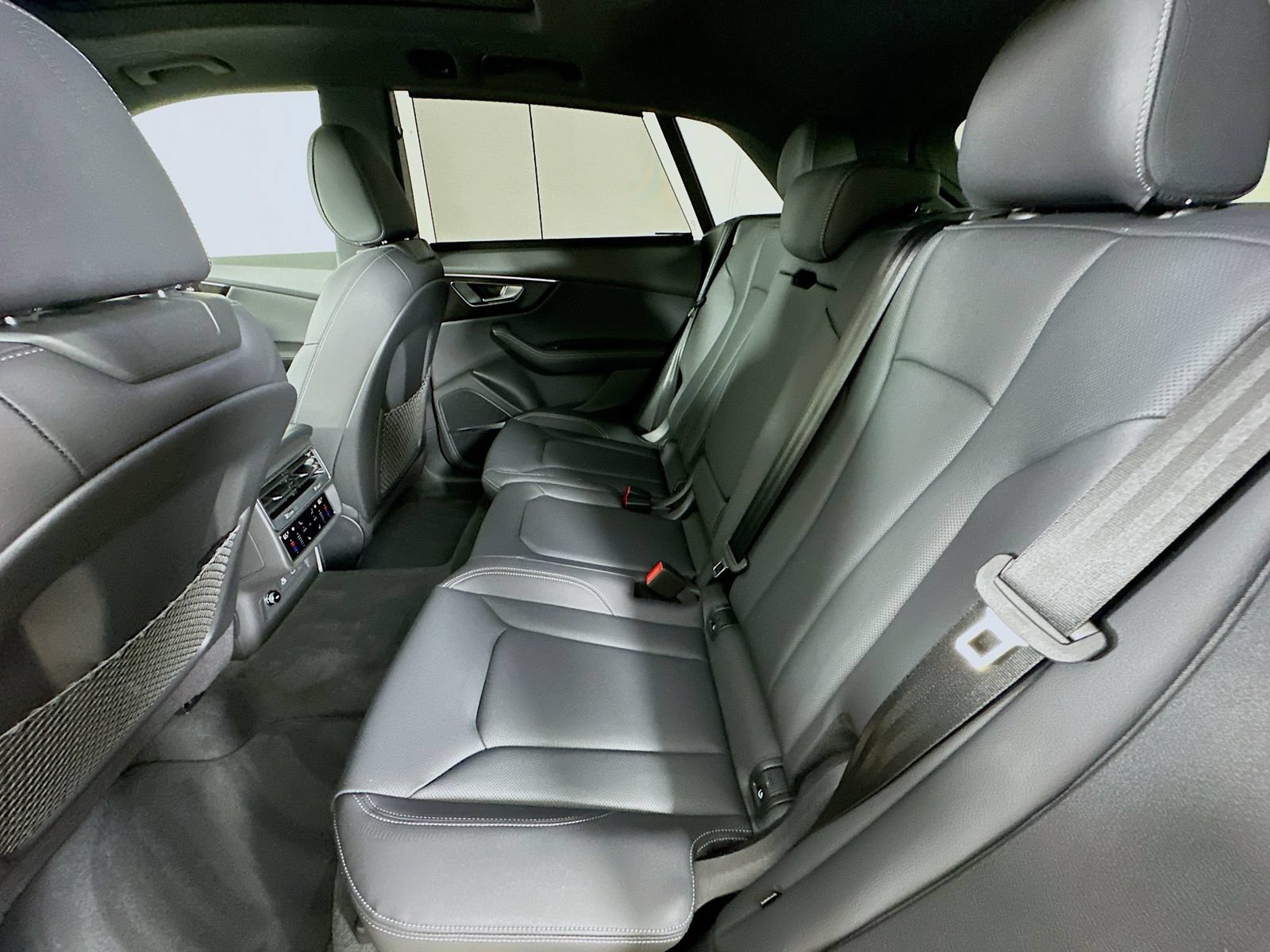 New 2026 Audi Q8 Premium Plus AWD/4WD image 37