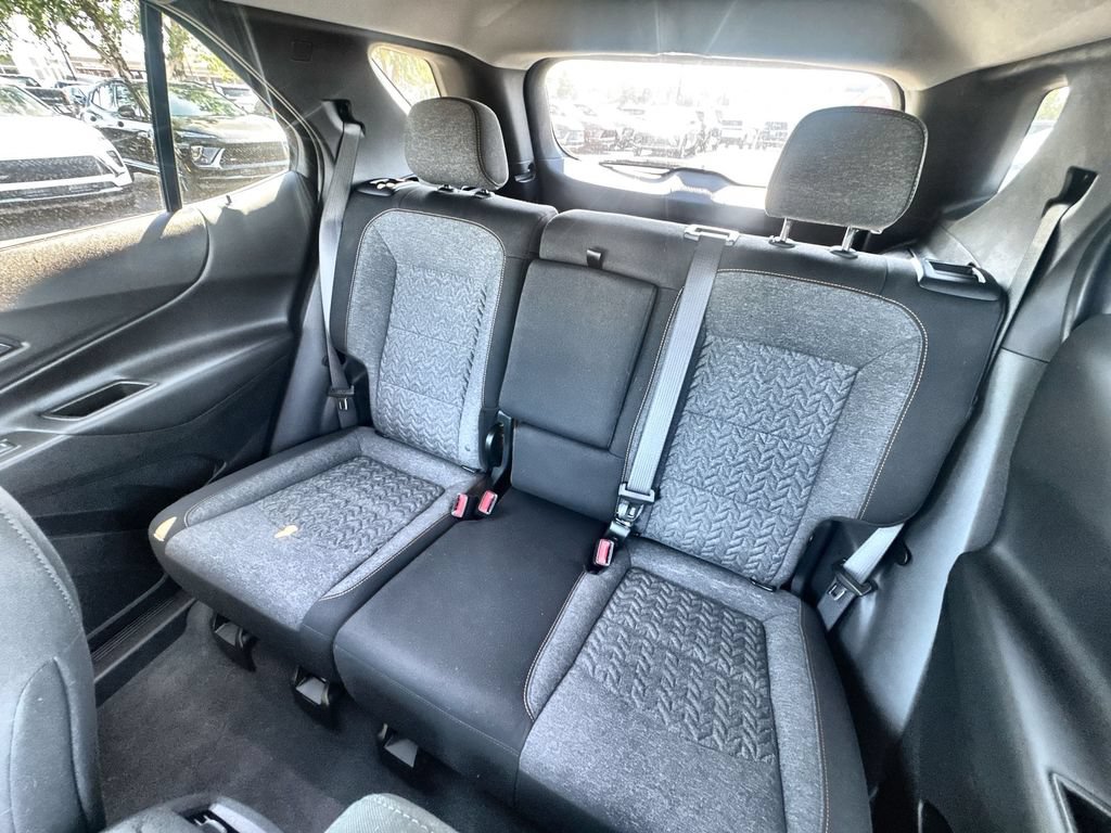 Used 2024 Chevrolet Equinox LT FWD image 18