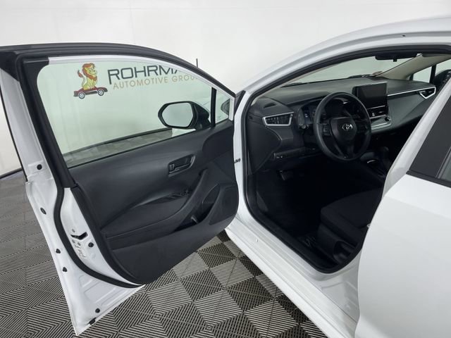 Used 2024 Toyota Corolla LE FWD image 18