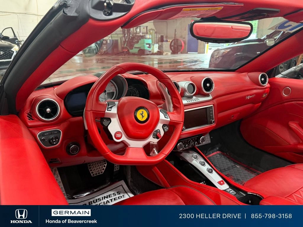 Used 2015 Ferrari California T RWD image 15