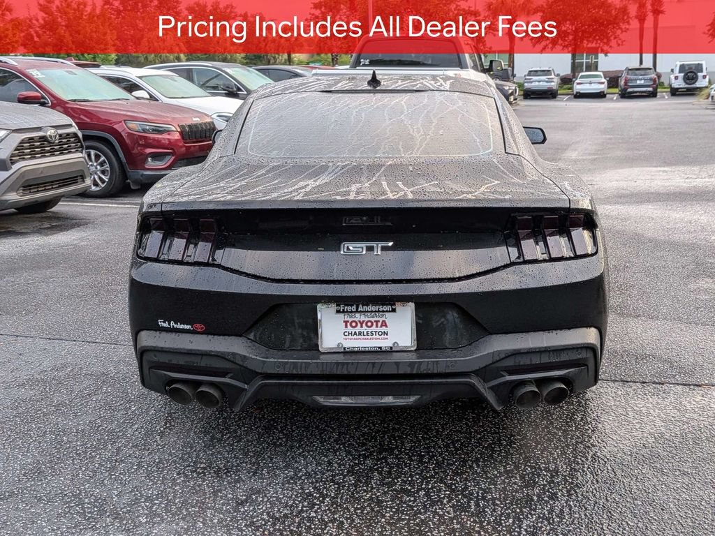 Used 2024 Ford Mustang GT RWD image 5