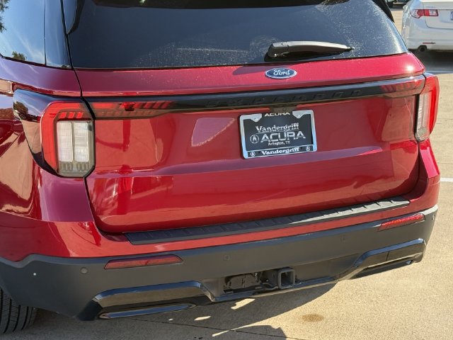Used 2025 Ford Explorer ST-Line w/ Premium Package RWD image 6