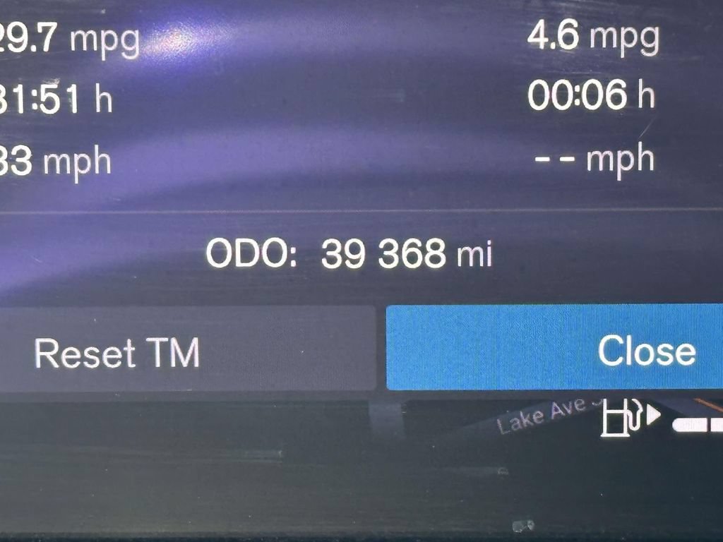 Certified 2024 Volvo V60 B5 Cross Country Ultimate AWD/4WD image 25