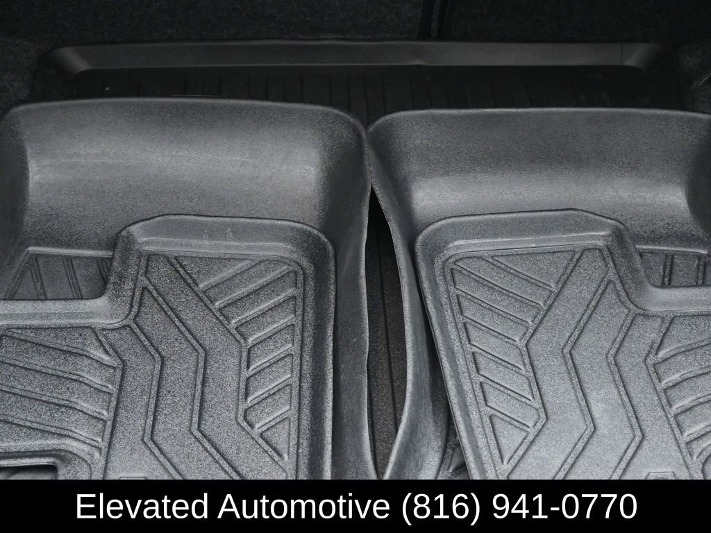 Used 2023 Dodge Challenger R/T w/ Blacktop Package image 11
