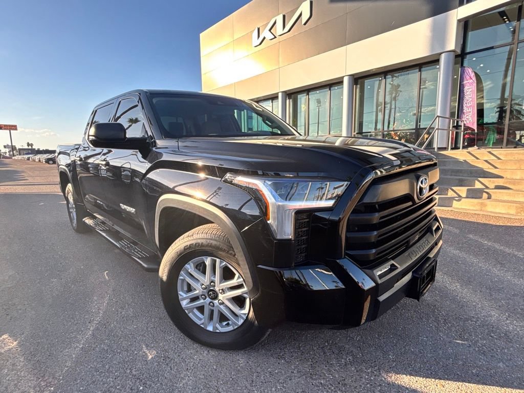 Used 2024 Toyota Tundra SR5 w/ SR5 Convenience Package AWD/4WD video 1