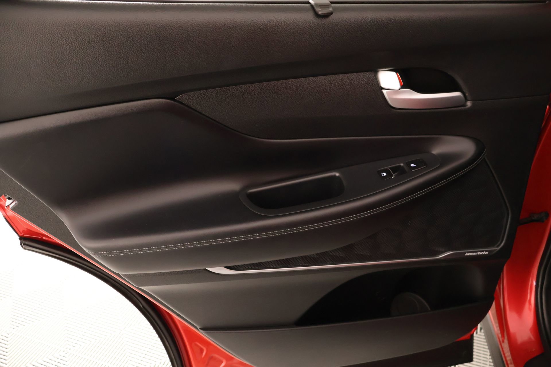 Used 2023 Hyundai Santa Fe Limited FWD image 18