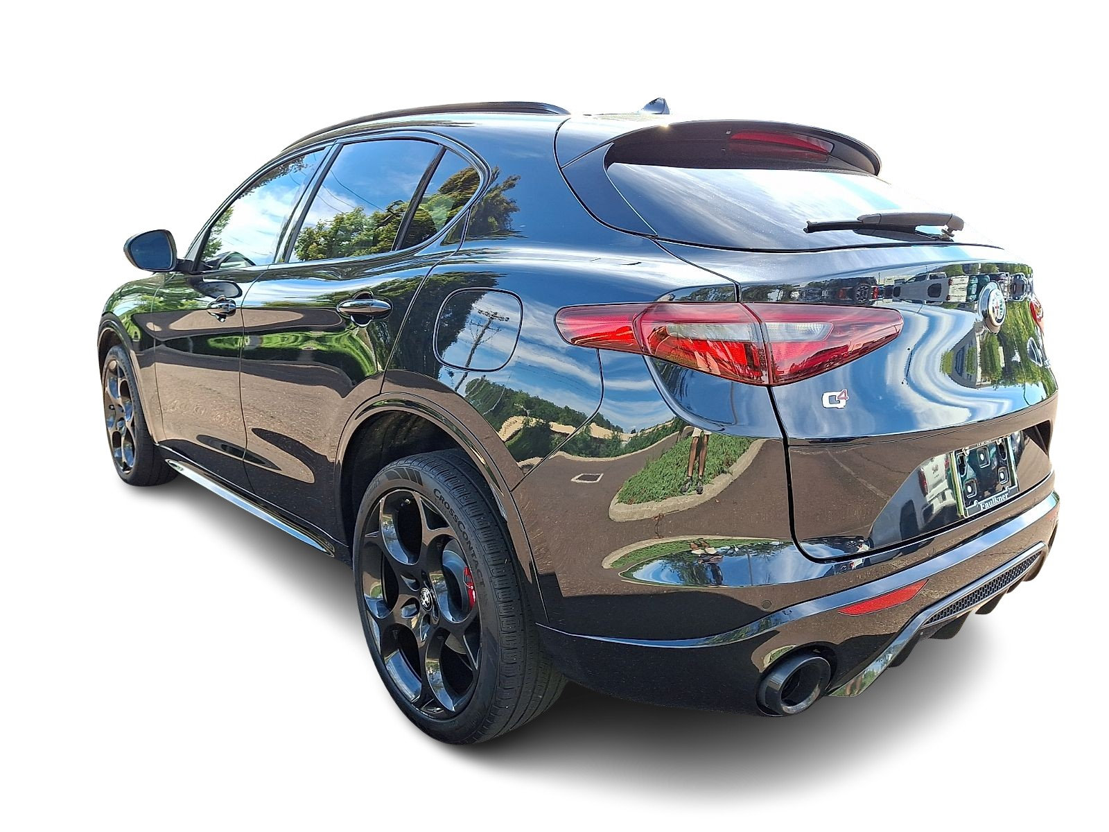 Used 2023 Alfa Romeo Stelvio Veloce AWD/4WD image 4
