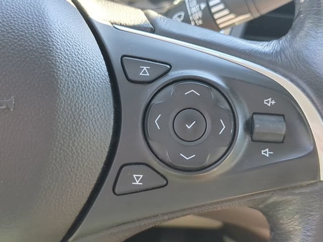 Used 2020 Buick Enclave Essence AWD/4WD image 25