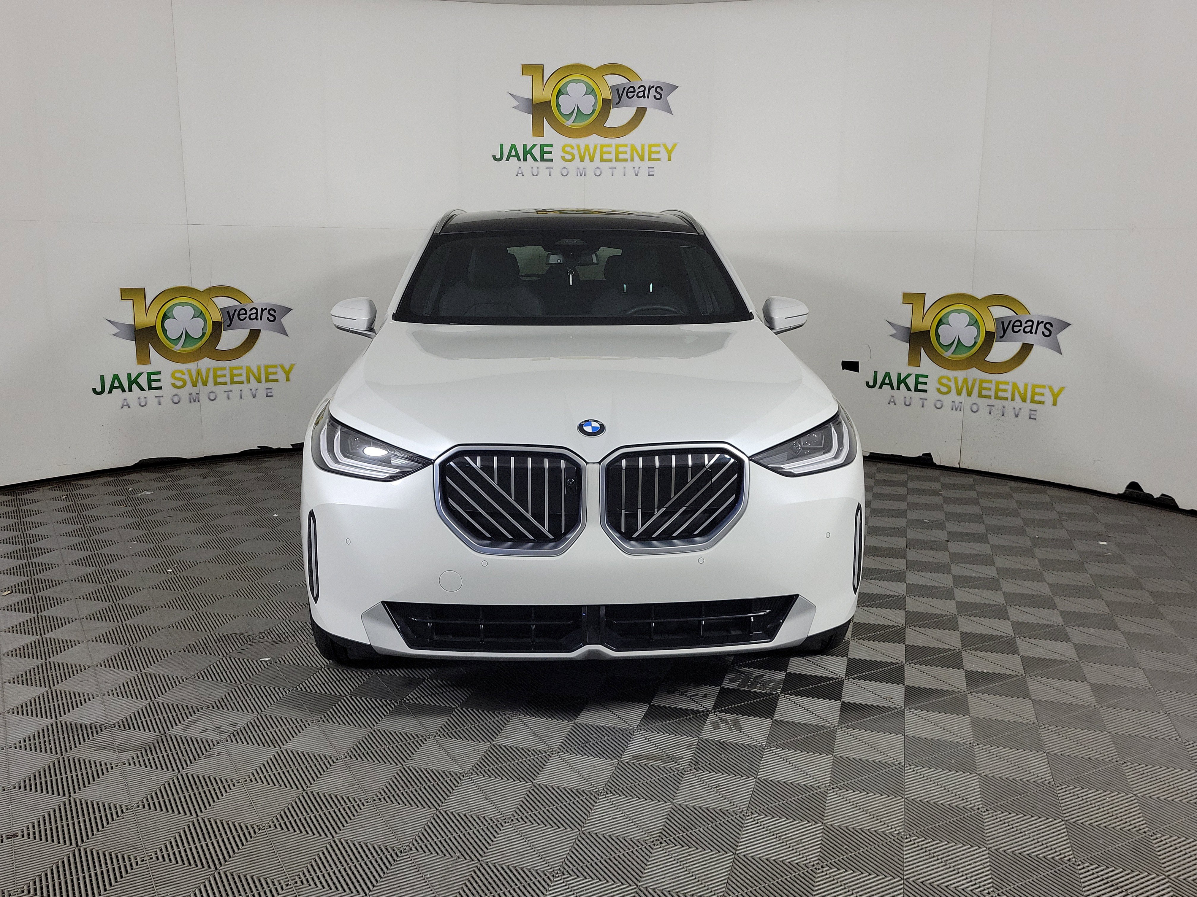 Certified 2025 BMW X3 xDrive30i AWD/4WD image 2
