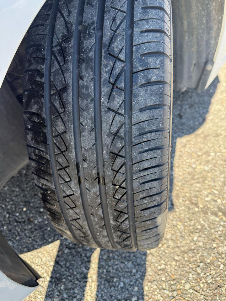 Used 2011 Chevrolet Cruze LTZ image 24