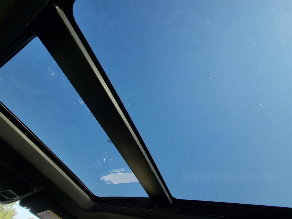 Used 2022 Ford Explorer ST w/ Equipment Group 401A image 20