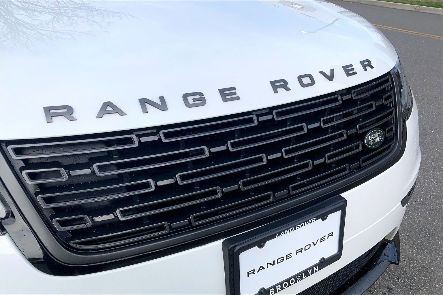 Used 2026 Land Rover Range Rover Velar Dynamic SE AWD/4WD image 30
