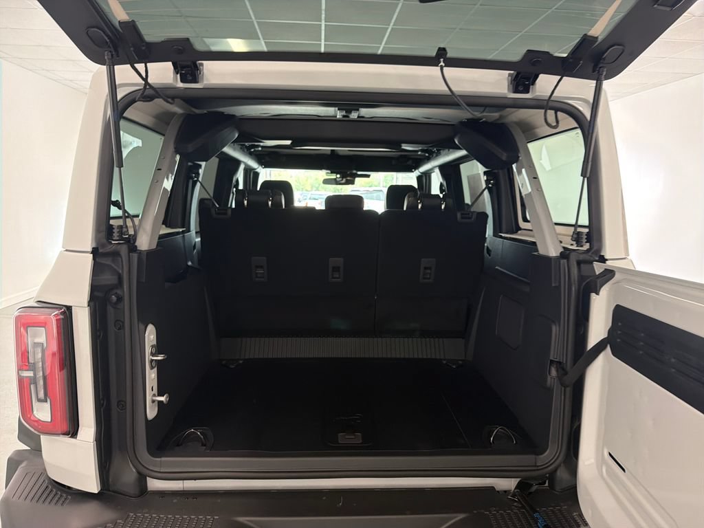 New 2026 Ford Bronco Badlands w/ Sasquatch Package AWD/4WD image 8