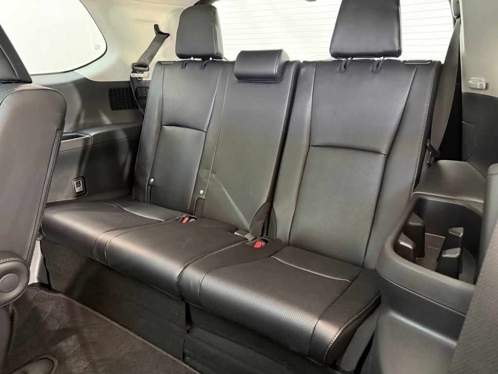 Certified 2026 Toyota Grand Highlander Platinum image 21