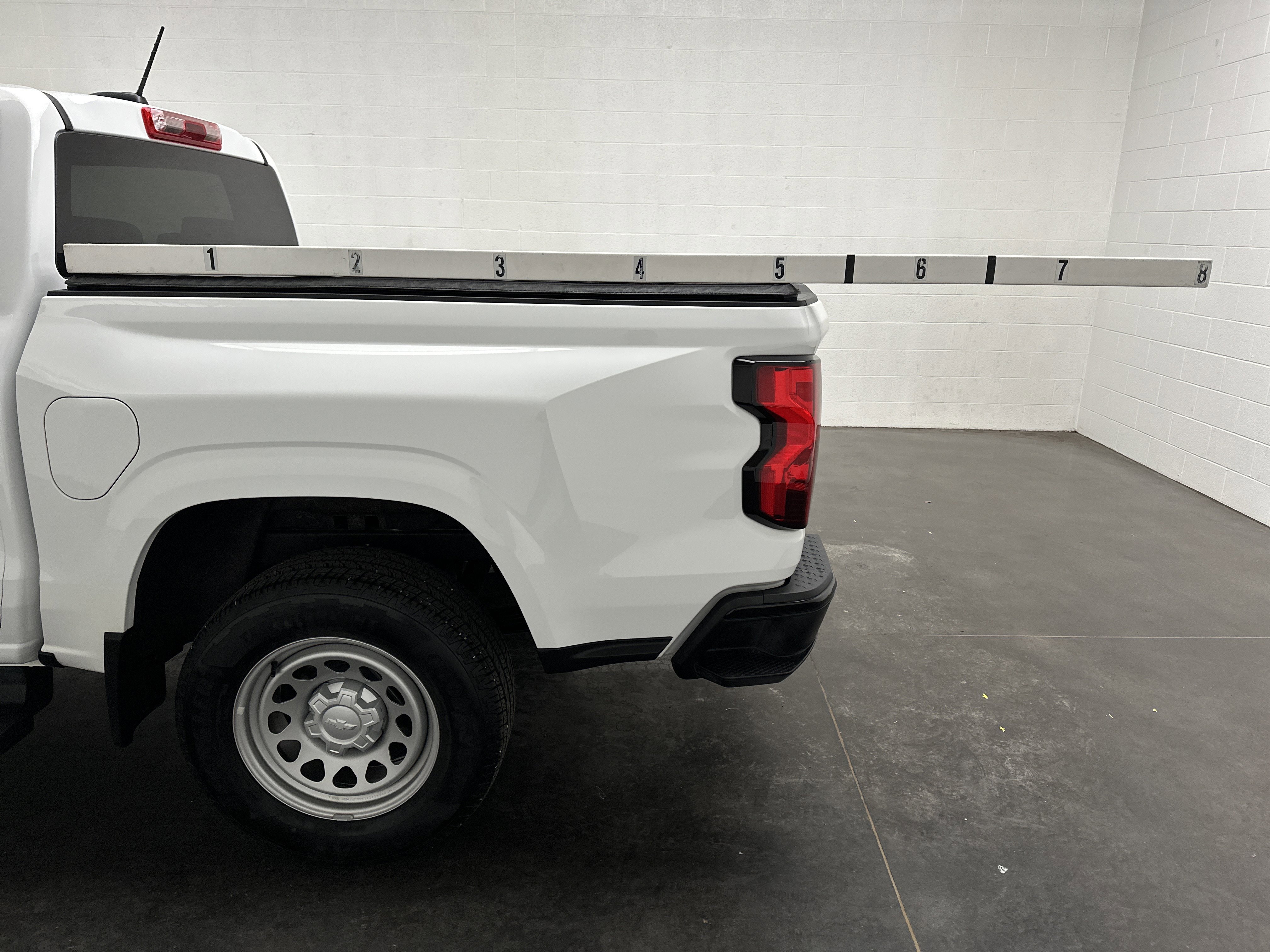 Used 2024 Chevrolet Colorado W/T image 5