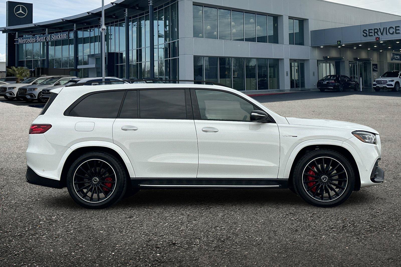 New 2026 Mercedes-Benz GLS 63 AMG 4MATIC image 3
