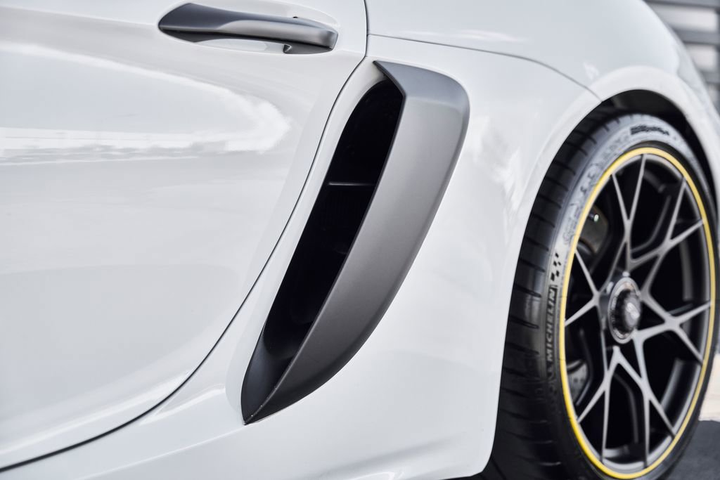 Used 2025 Porsche 718 Boxster Spyder RS RWD image 14