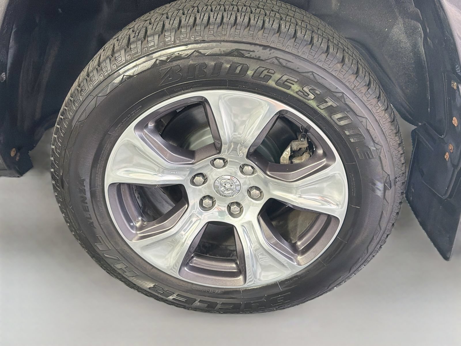 Used 2019 RAM 1500 Laramie AWD/4WD image 30