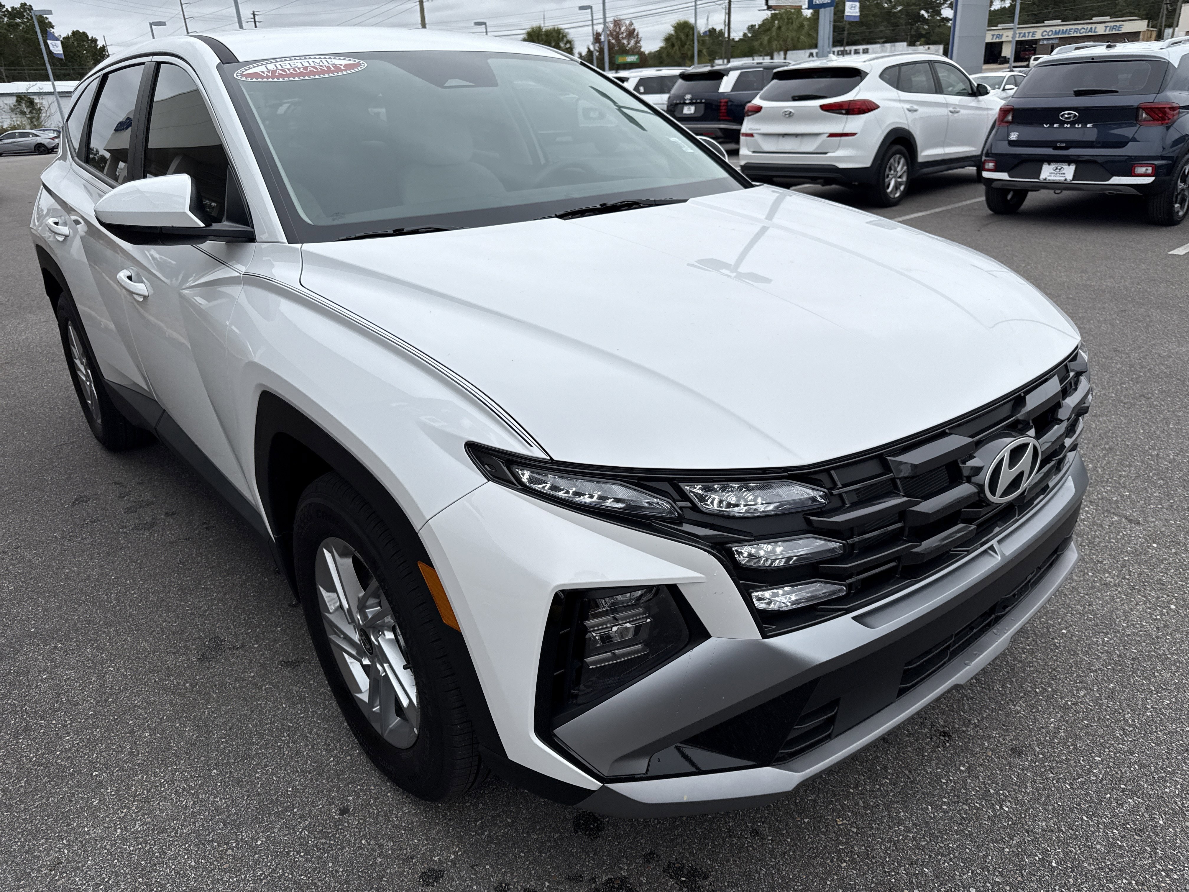 New 2026 Hyundai Tucson SE image 5