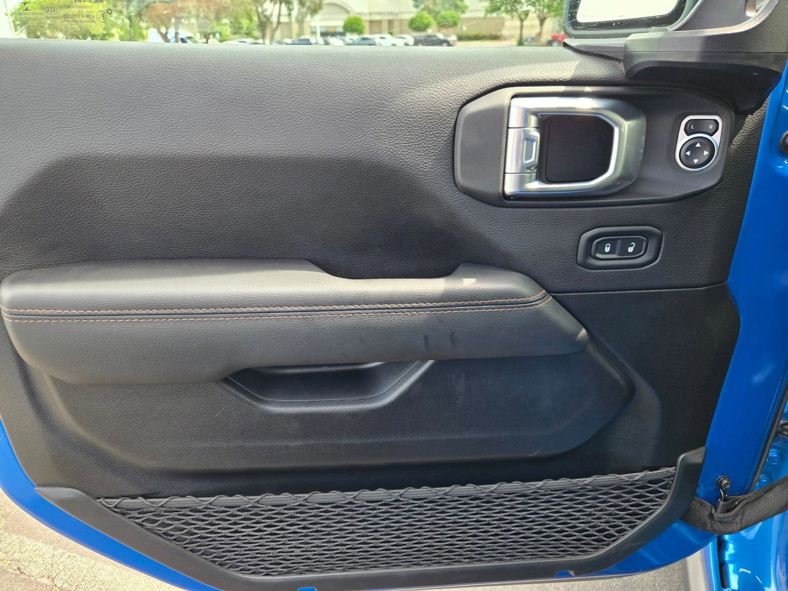 Used 2022 Jeep Wrangler Unlimited Rubicon w/ Trailer Tow Package image 15