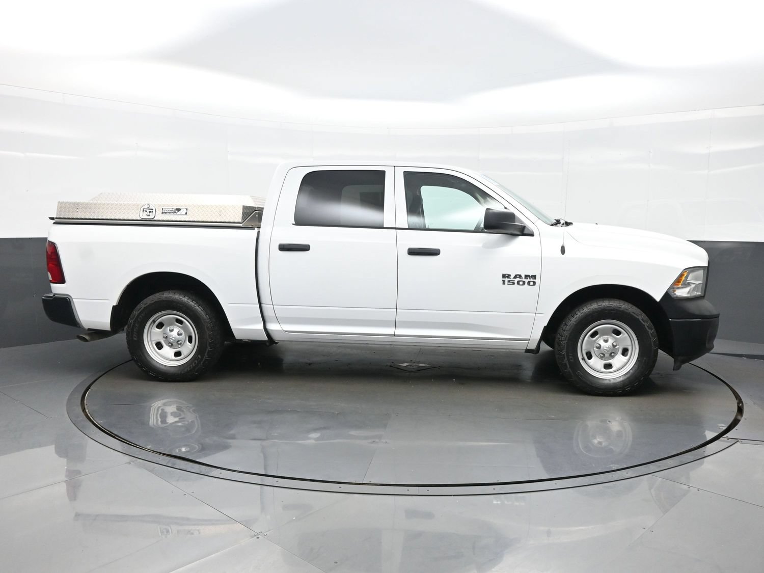 Used 2018 RAM 1500 Tradesman w/ Popular Equipment Group RWD image 10