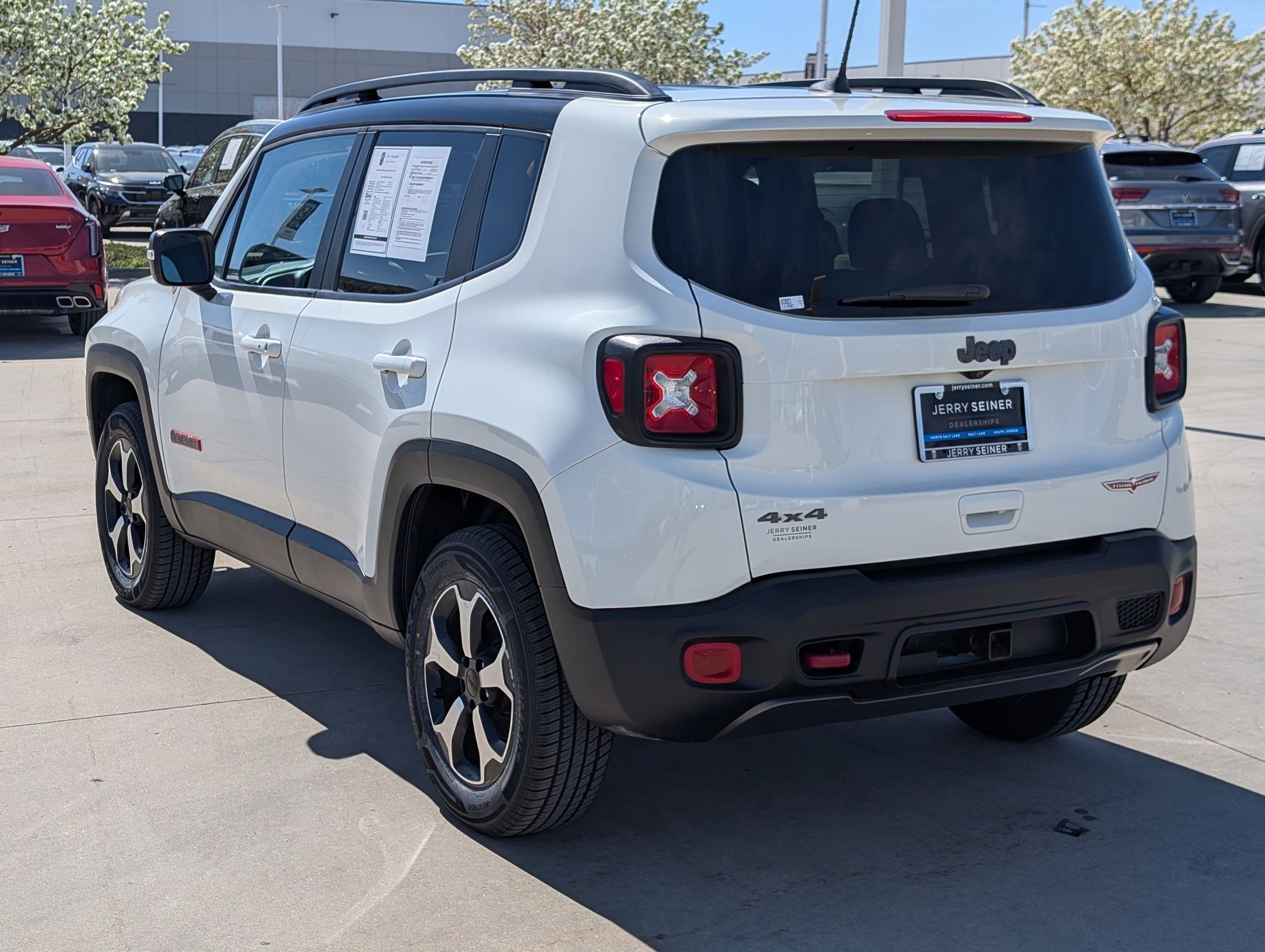 Used 2021 Jeep Renegade Trailhawk AWD/4WD image 3