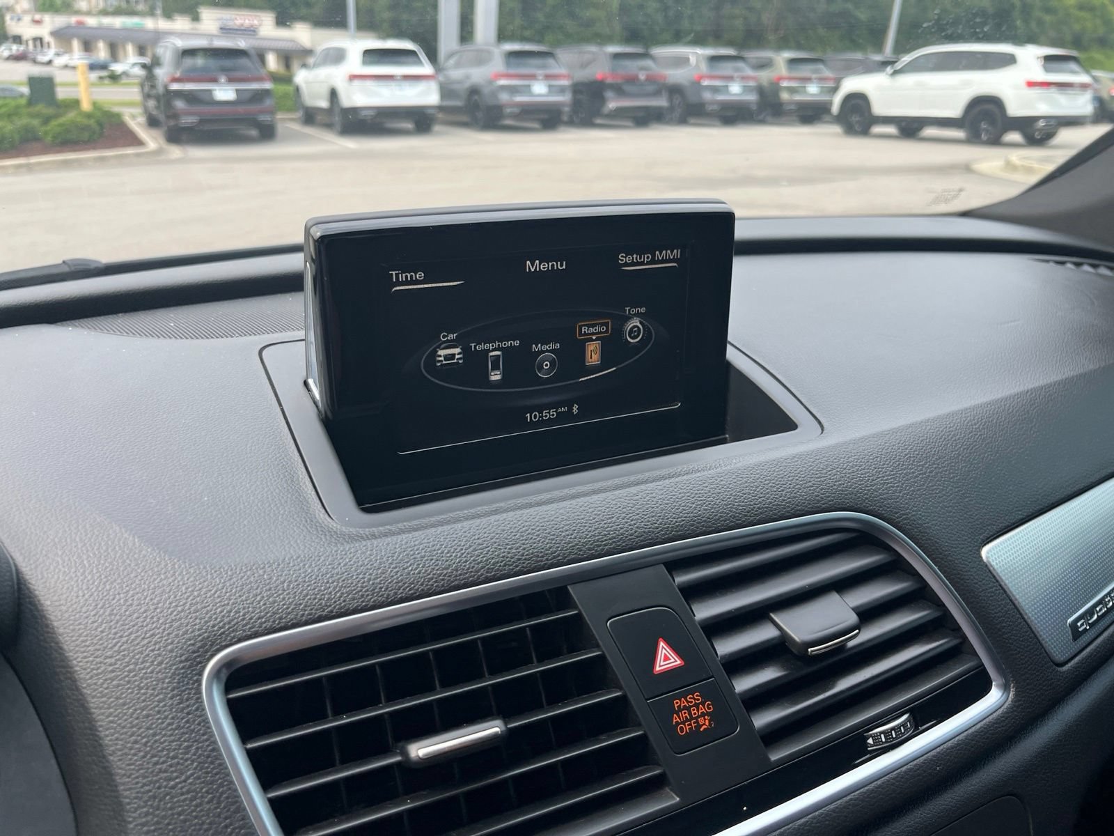Used 2018 Audi Q3 2.0T Premium Plus w/ Premium Plus Package AWD/4WD image 23