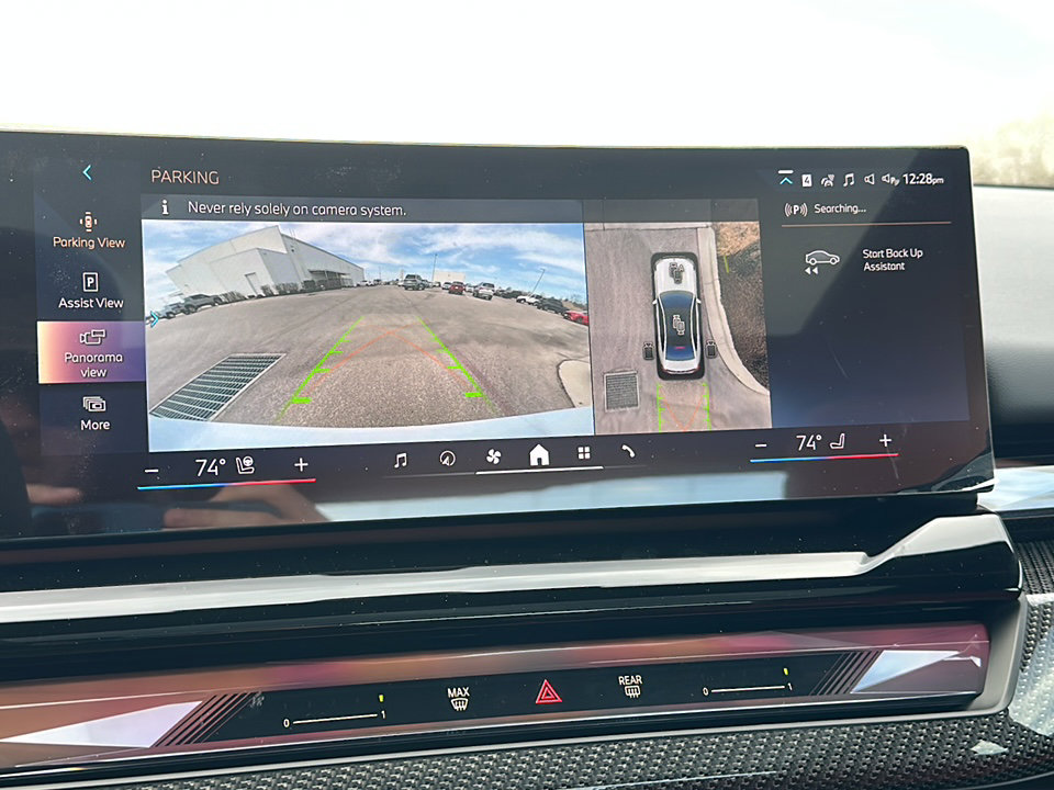 New 2026 BMW 550e xDrive image 23