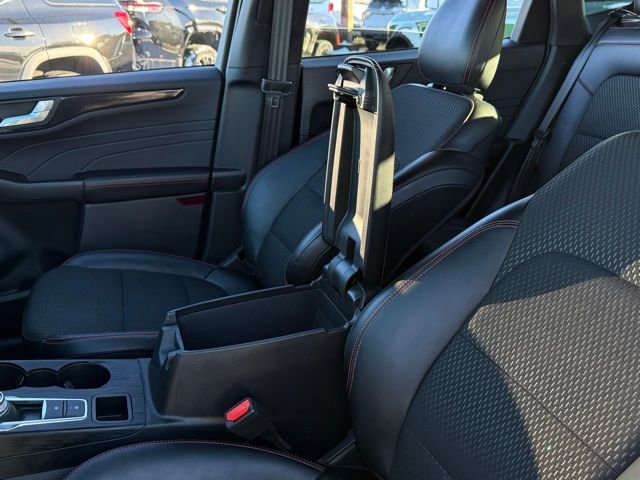 Used 2025 Ford Escape ST-Line w/ Tech Pack #1 image 26