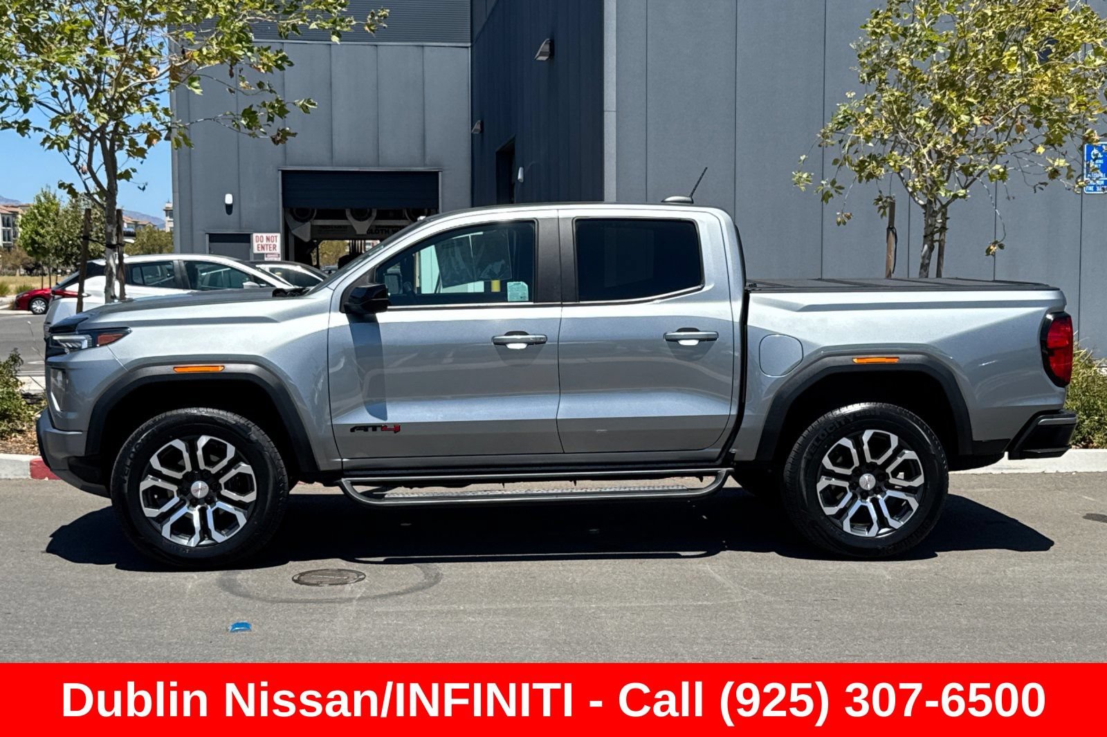 Used 2024 GMC Canyon AT4 w/ AT4 Premium Package AWD/4WD image 7