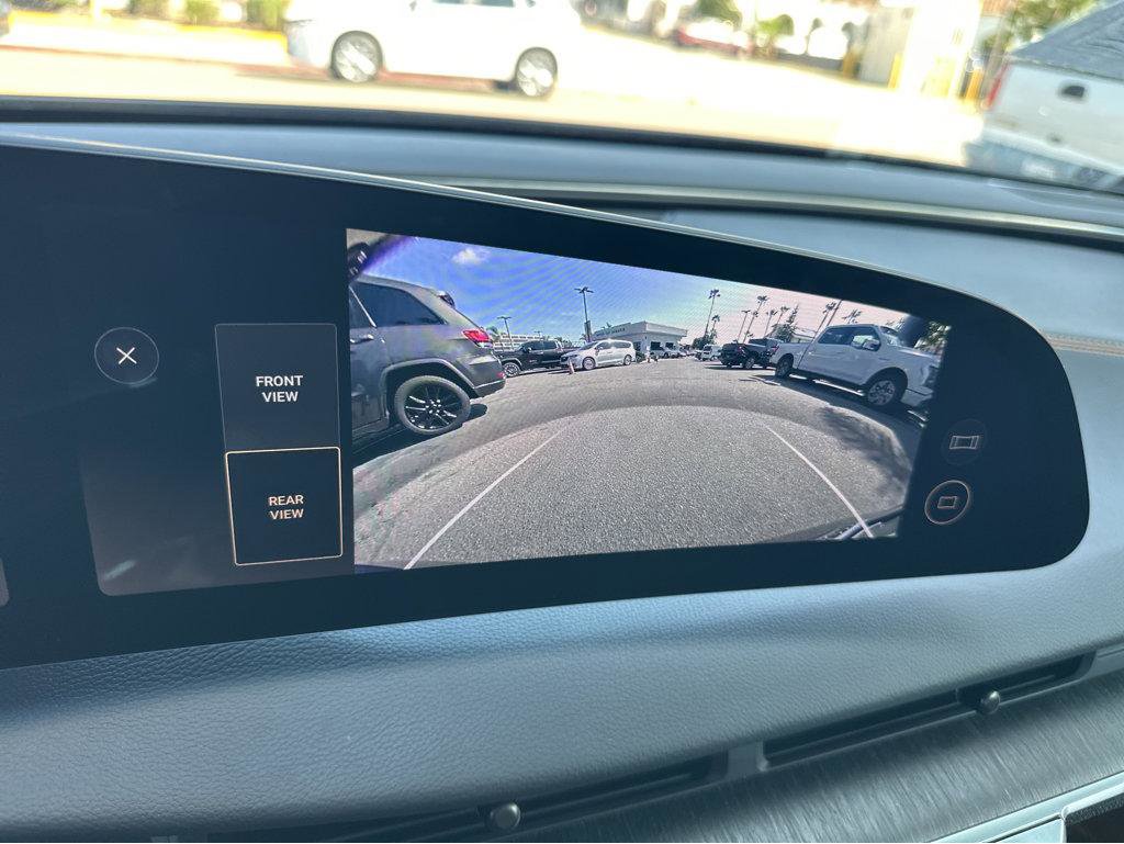 Used 2023 Lucid Air Touring image 6