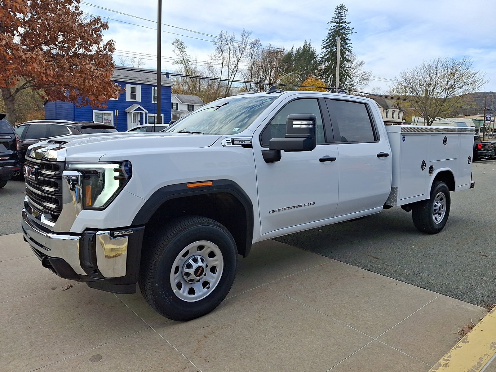 New 2026 GMC Sierra 3500 Pro w/ Convenience Package image 3