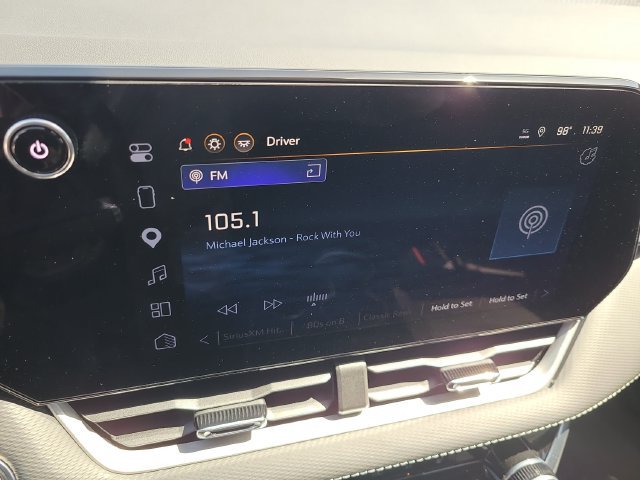 New 2026 Chevrolet Equinox LT w/ Safety and Technology Package FWD image 28