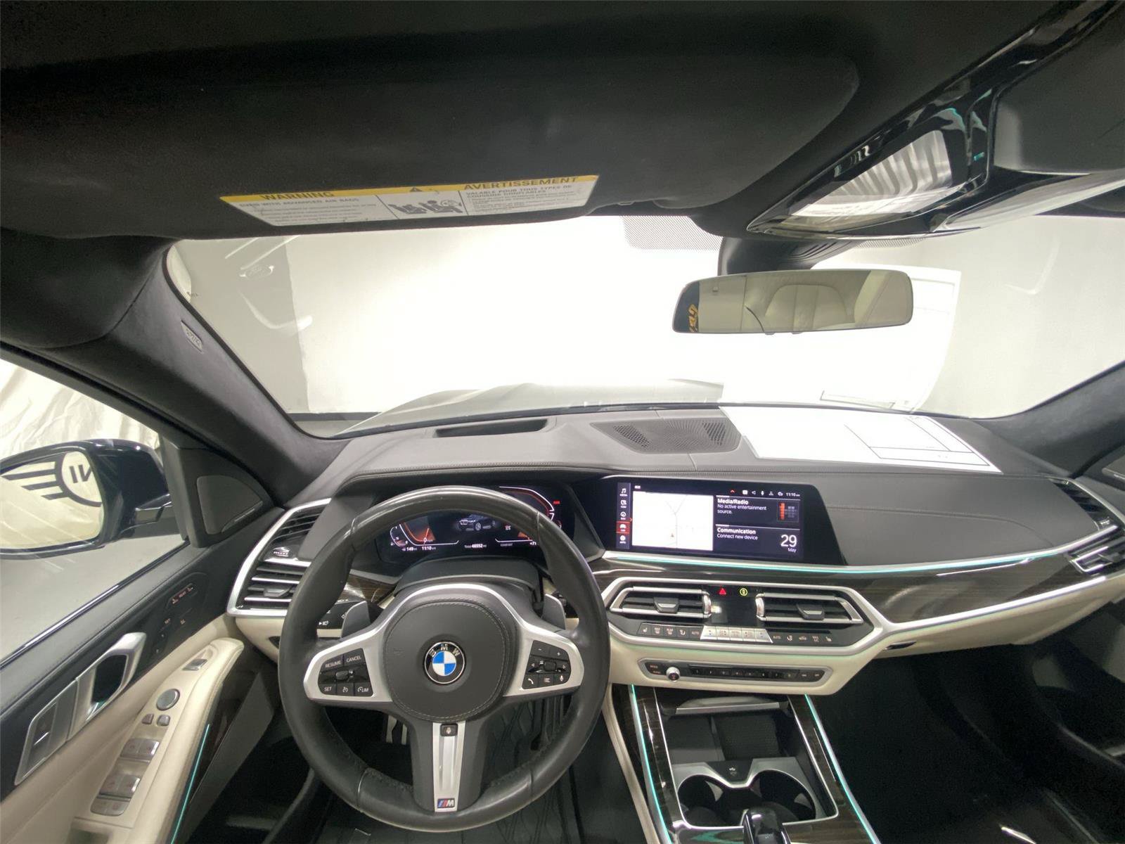 Used 2021 BMW X7 xDrive40i w/ M Sport Package AWD/4WD image 32
